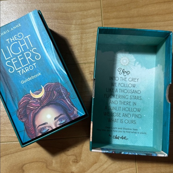 Light Seer’s Tarot 78-Card Deck + Guidebook - Picture 3 of 5